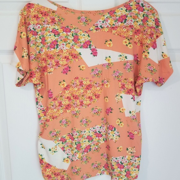 Emi & Joe Knit Top NWT Medium Peach - Picture 6 of 6